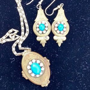 Antique Jewelry Set 🦚